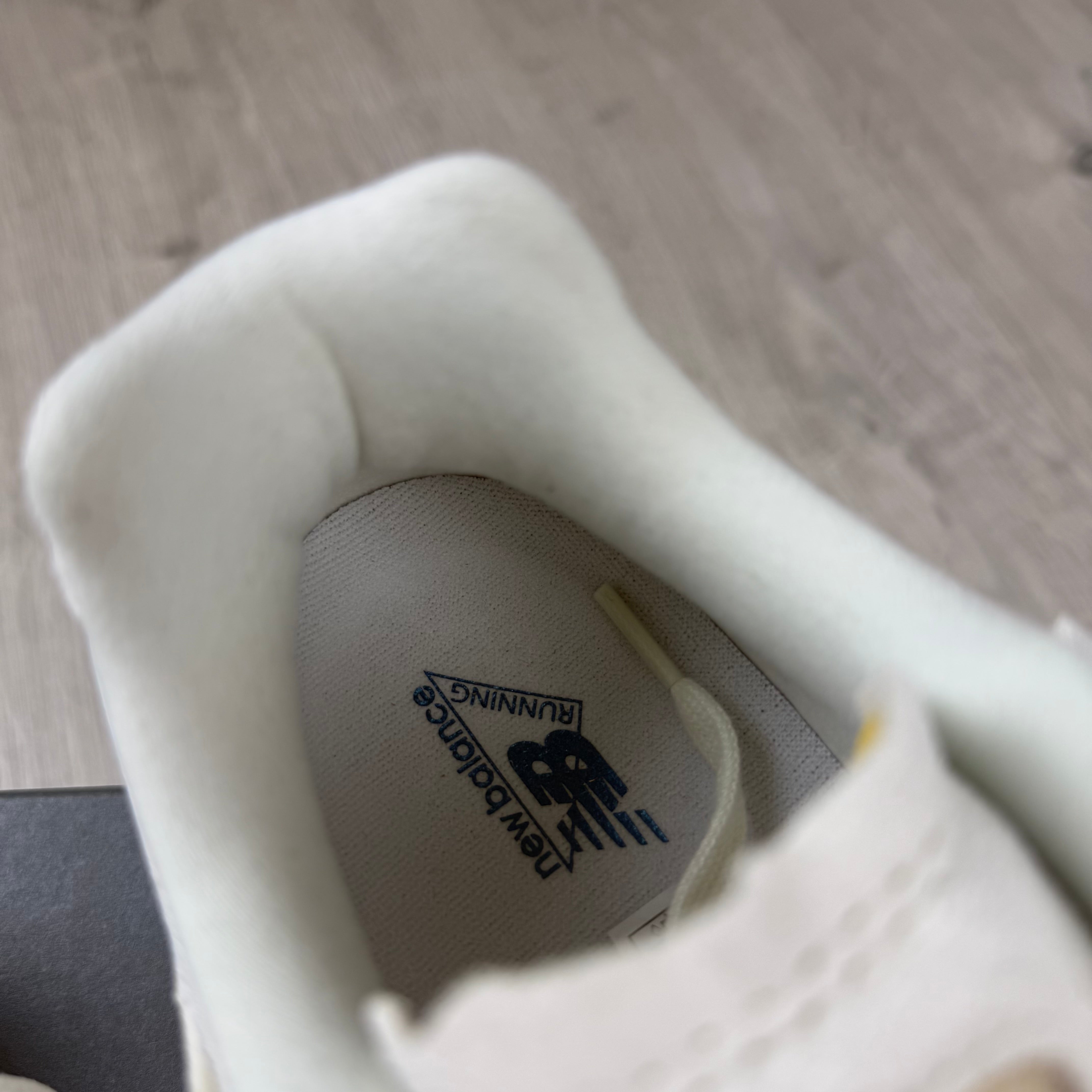 New Balance '2002R' Sneakers - White