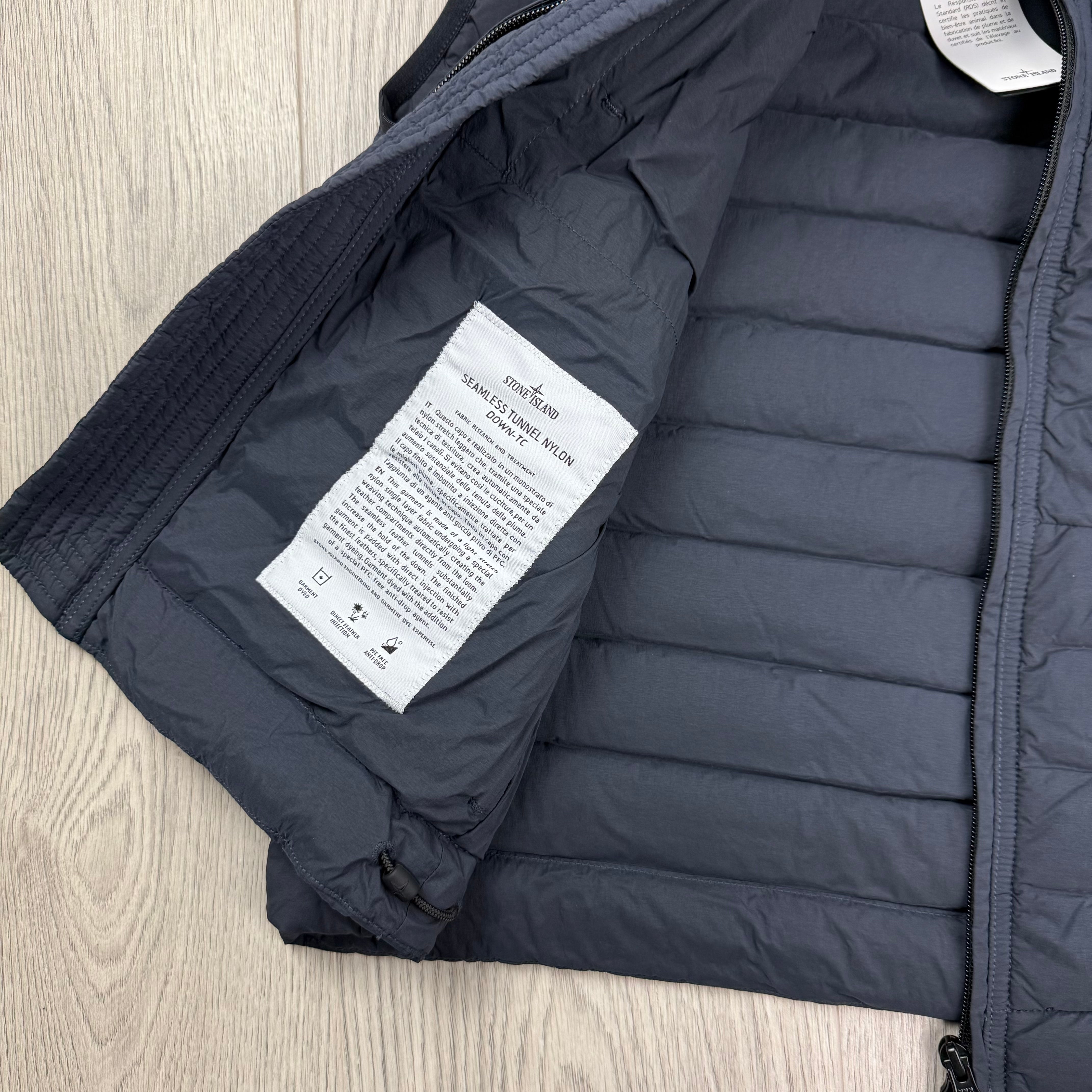 Stone Island Seamless Down Gilet - Navy