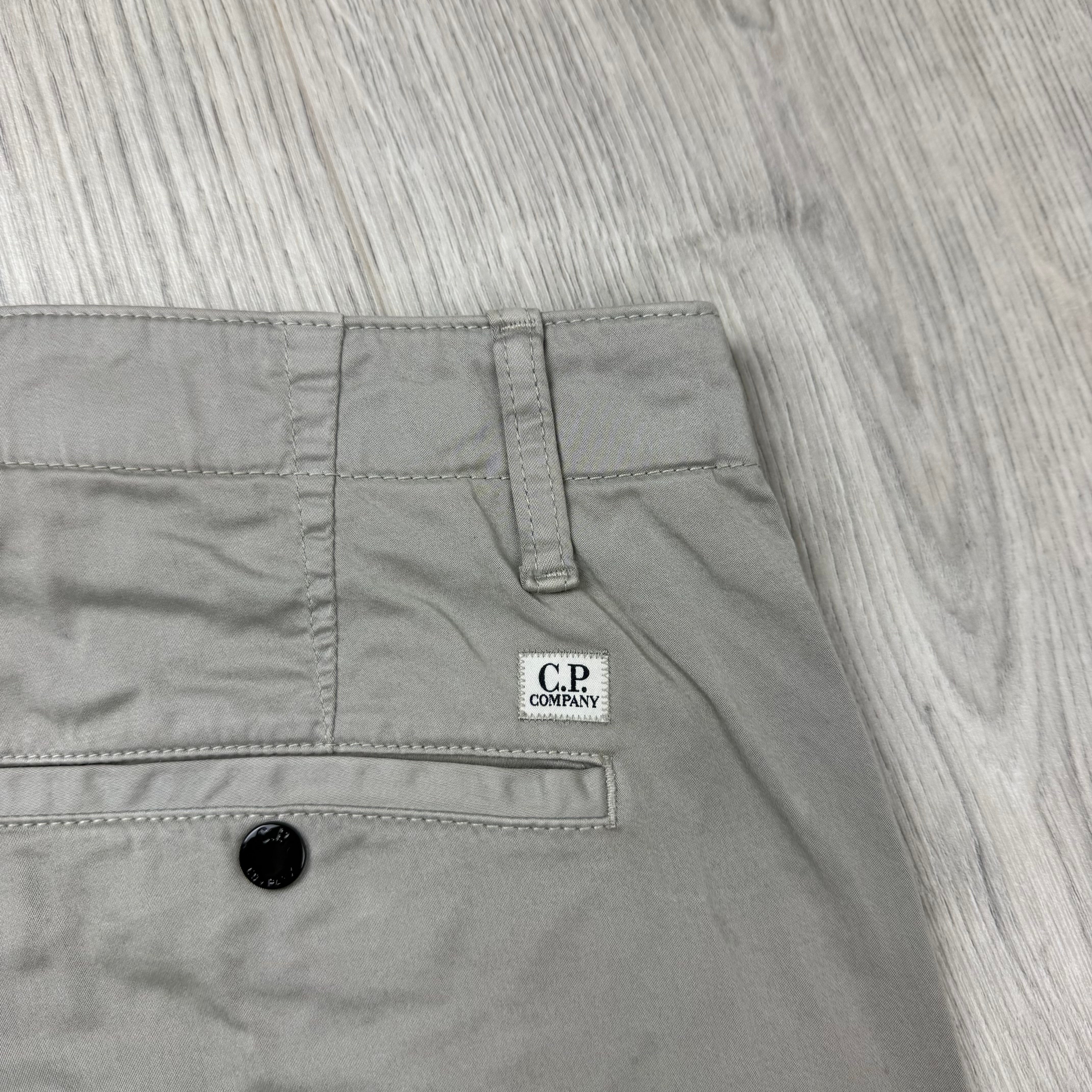 CP Company Cargo Shorts - Dove