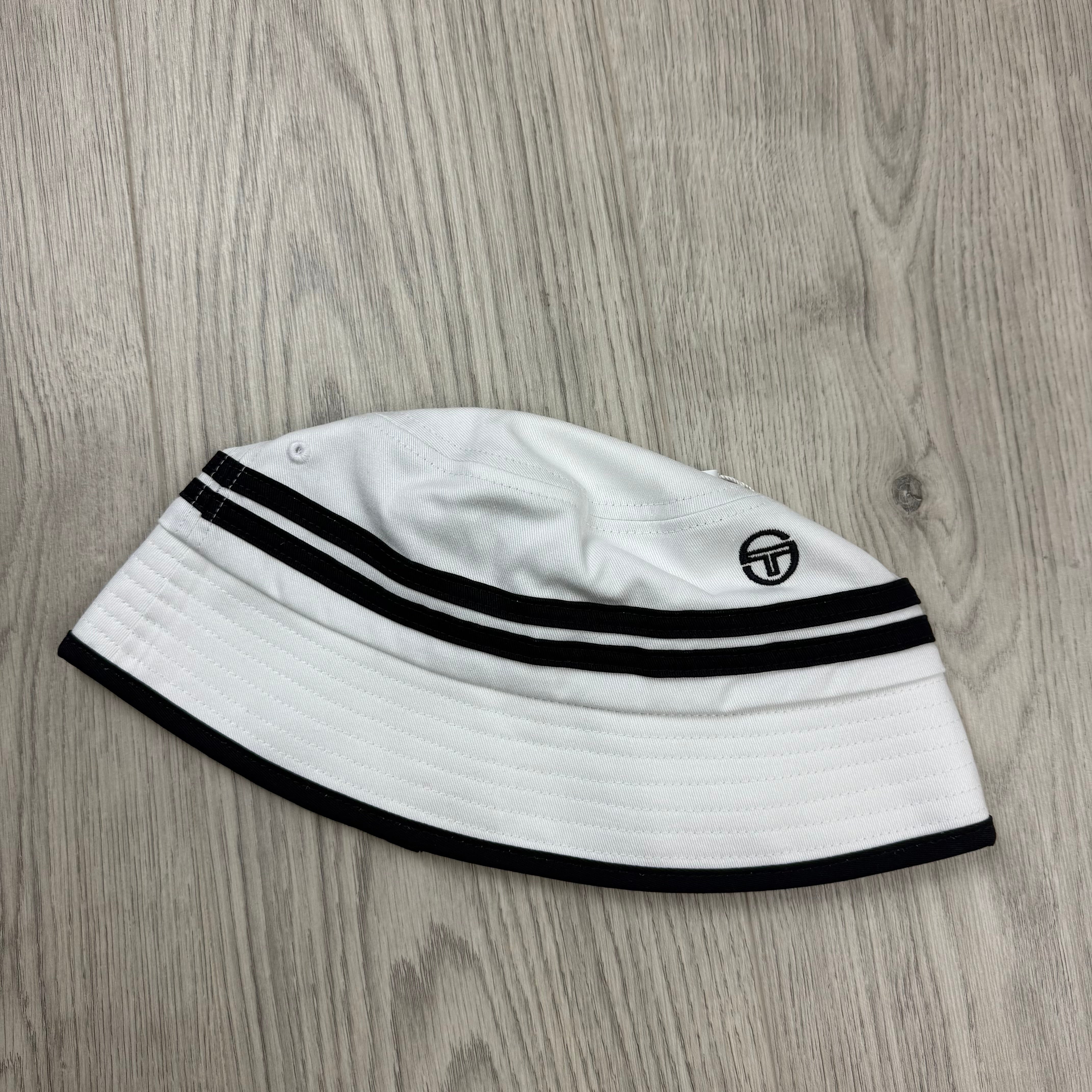 Sergio Tacchini 'Newton' Bucket Hat - White