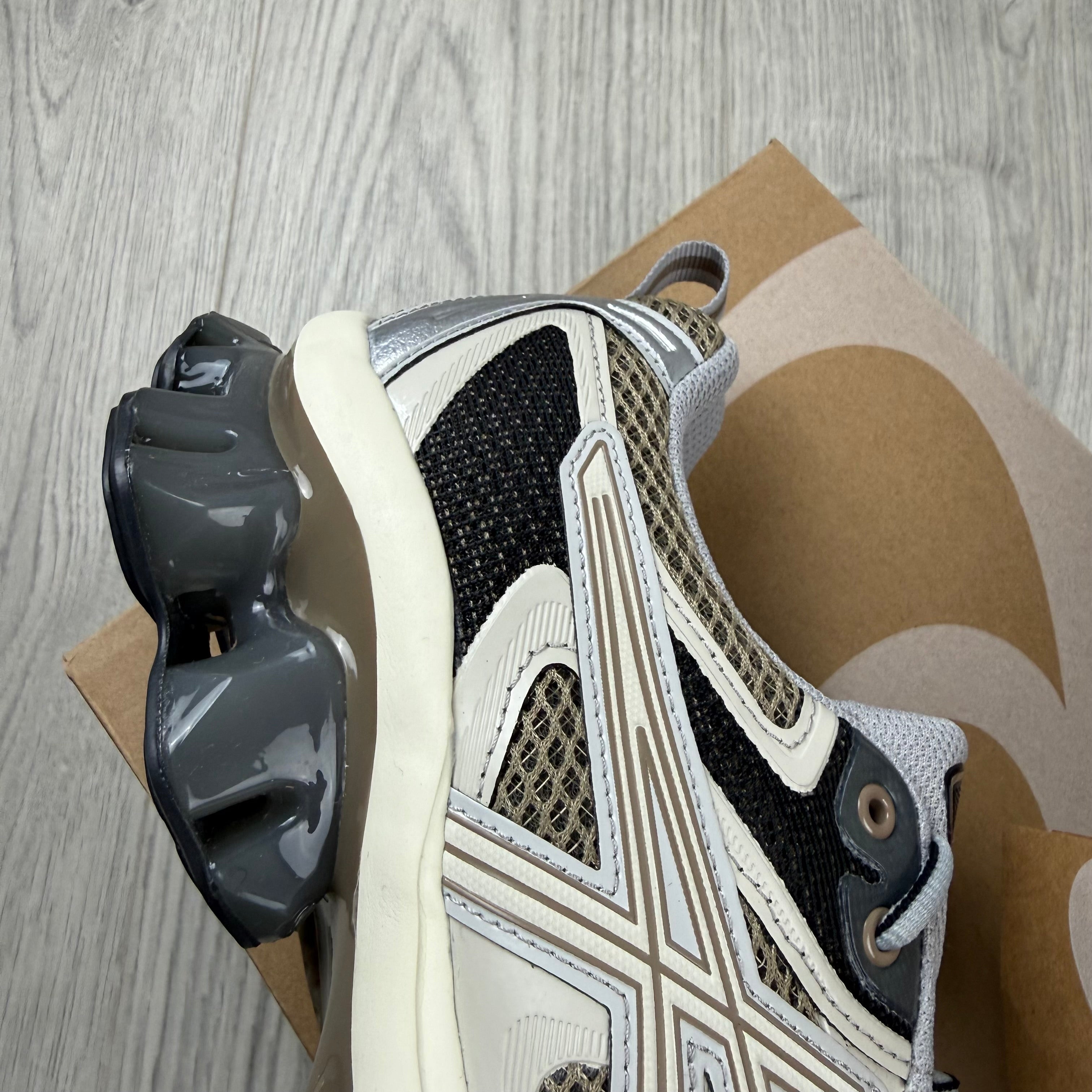 Asics 'GEL QUANTUM KINETIC' Sneakers - Pepper