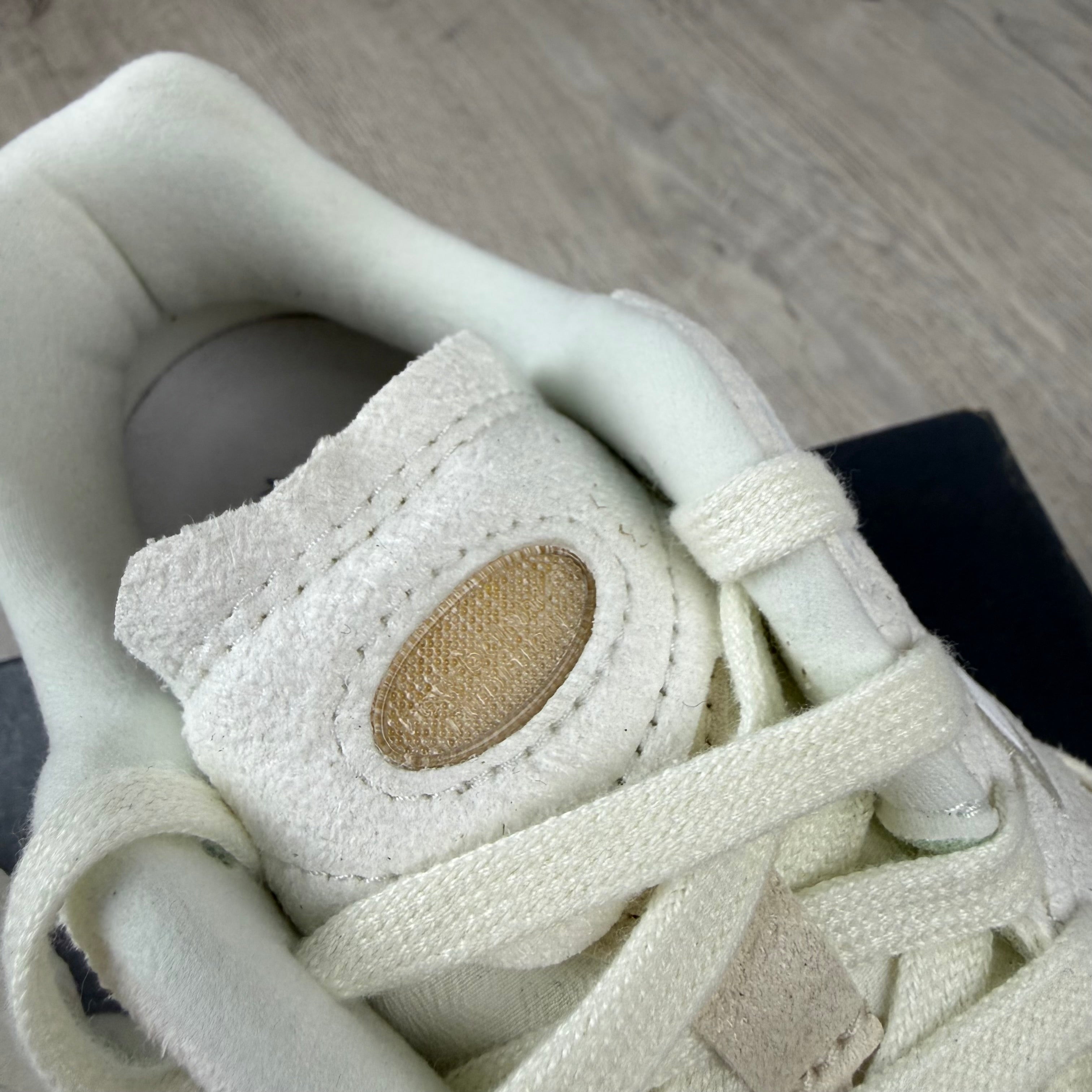 New Balance '2002R' Sneakers - White