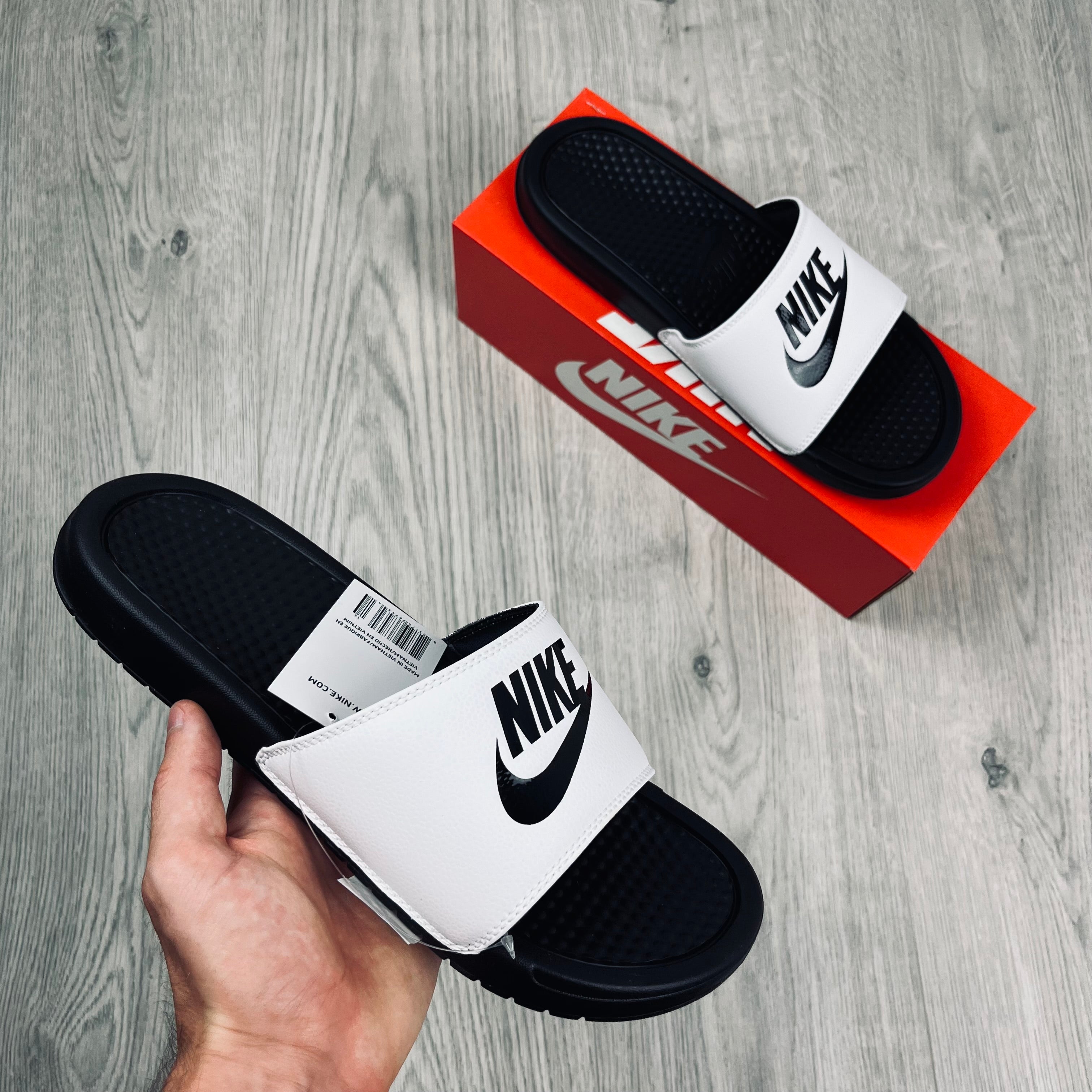 Nike Benassi Slies - White