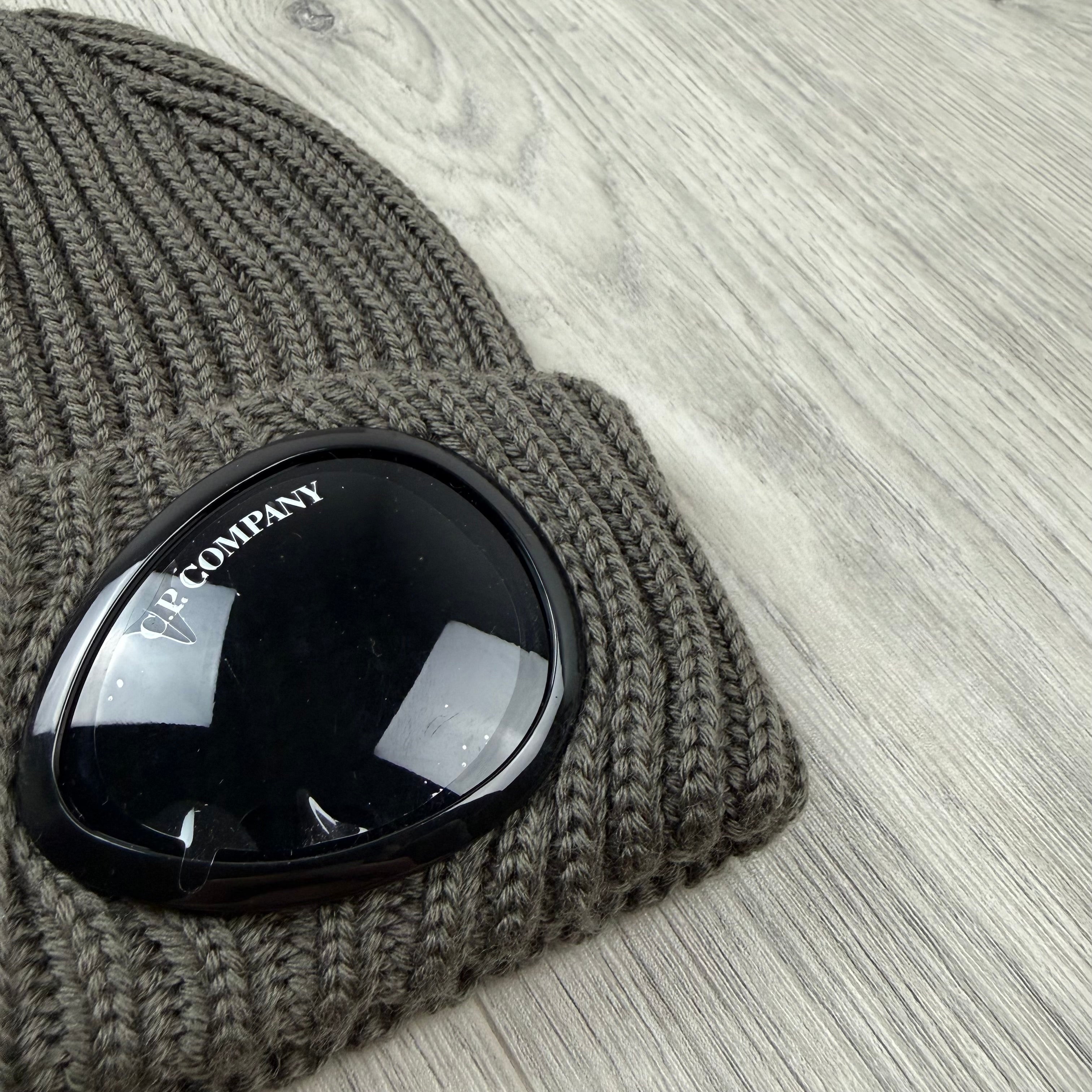 CP Company Goggle Beanie - Walnut