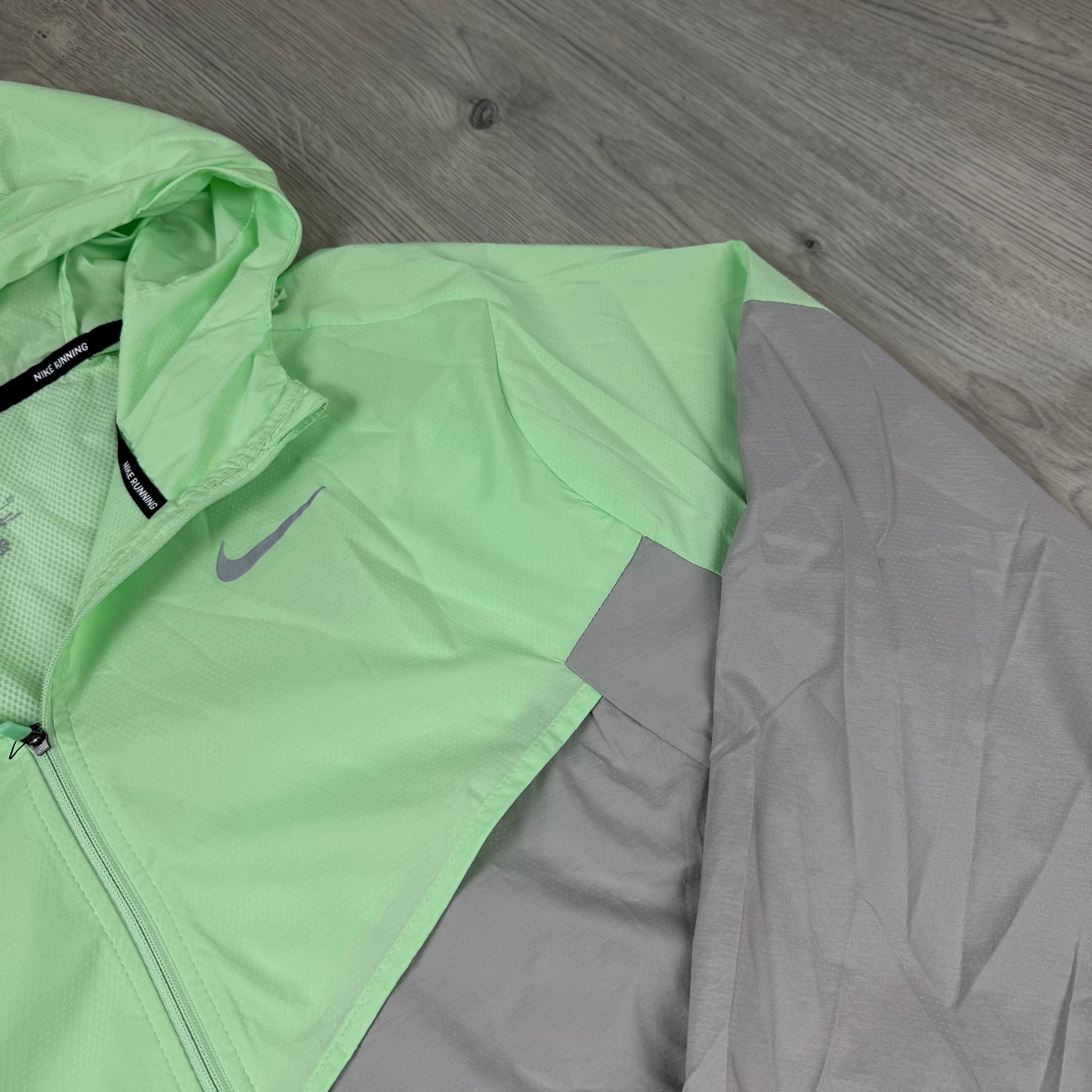 Nike Miler Repel Windbeaker - Grey/Green
