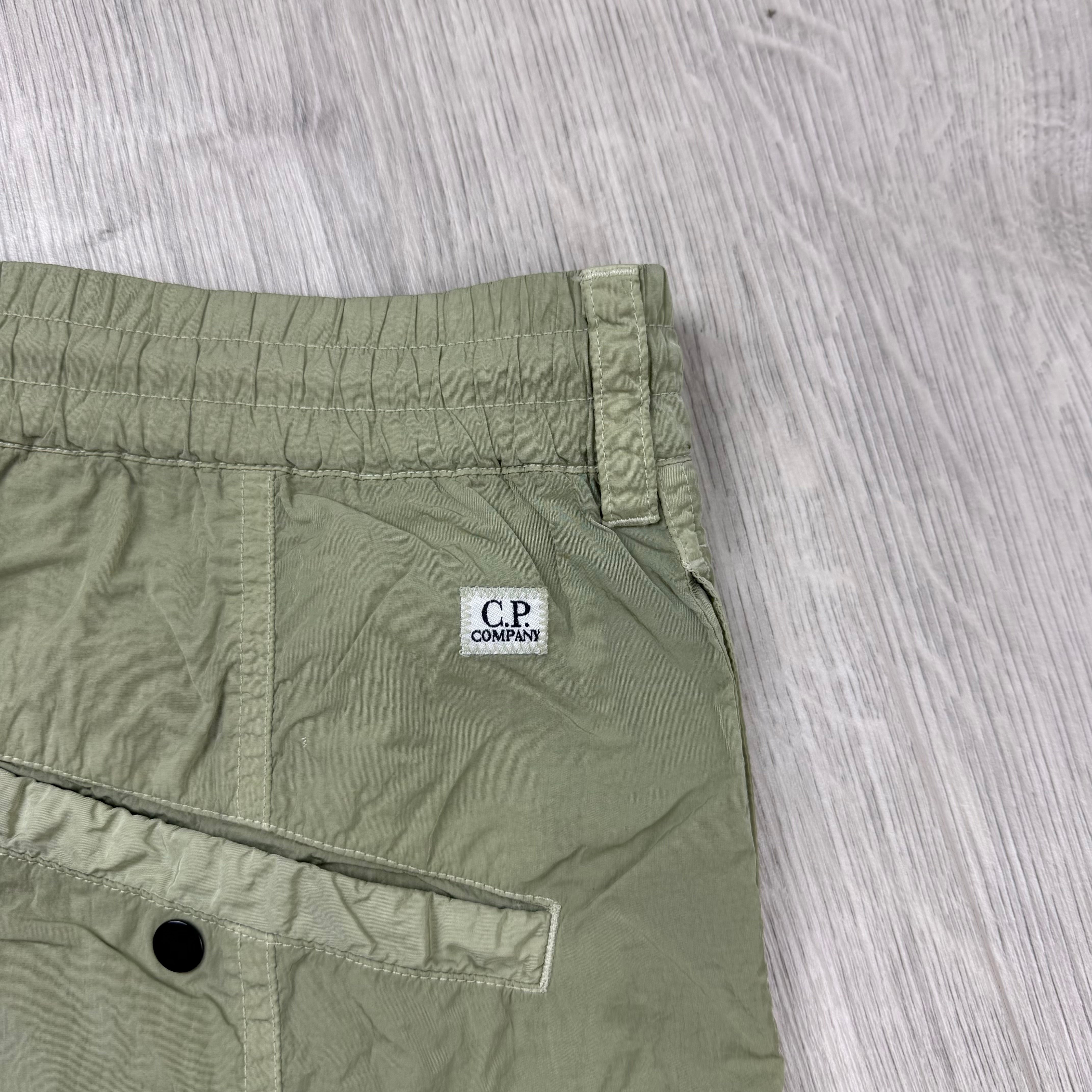 CP Company Boxy Chrome-R Cargo Shorts - Moss Gray