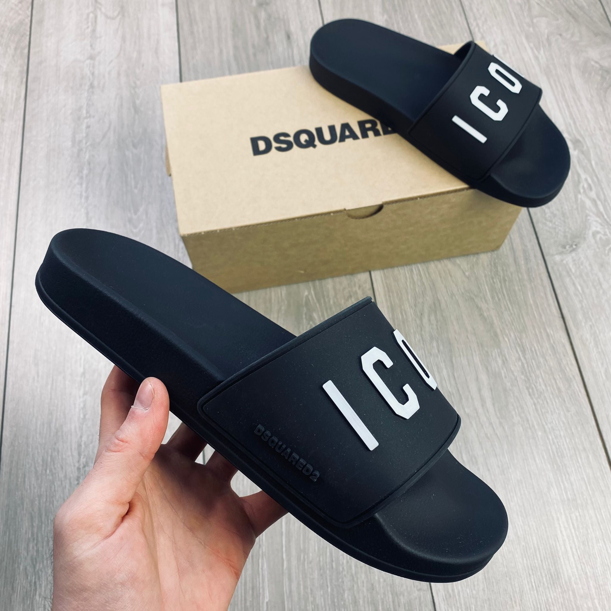 DSQUARED2 ICON Slides - Black